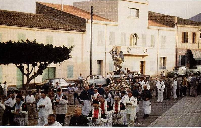 CD ed 12 Mers el kebir eglise.JPG